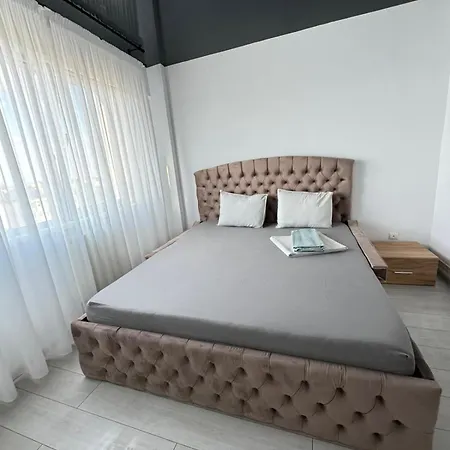 Robert Apartment *